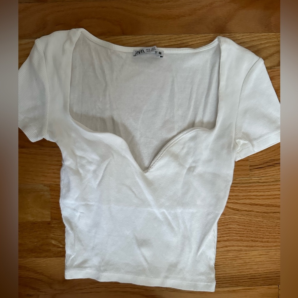 White Zara sweetheart neck top